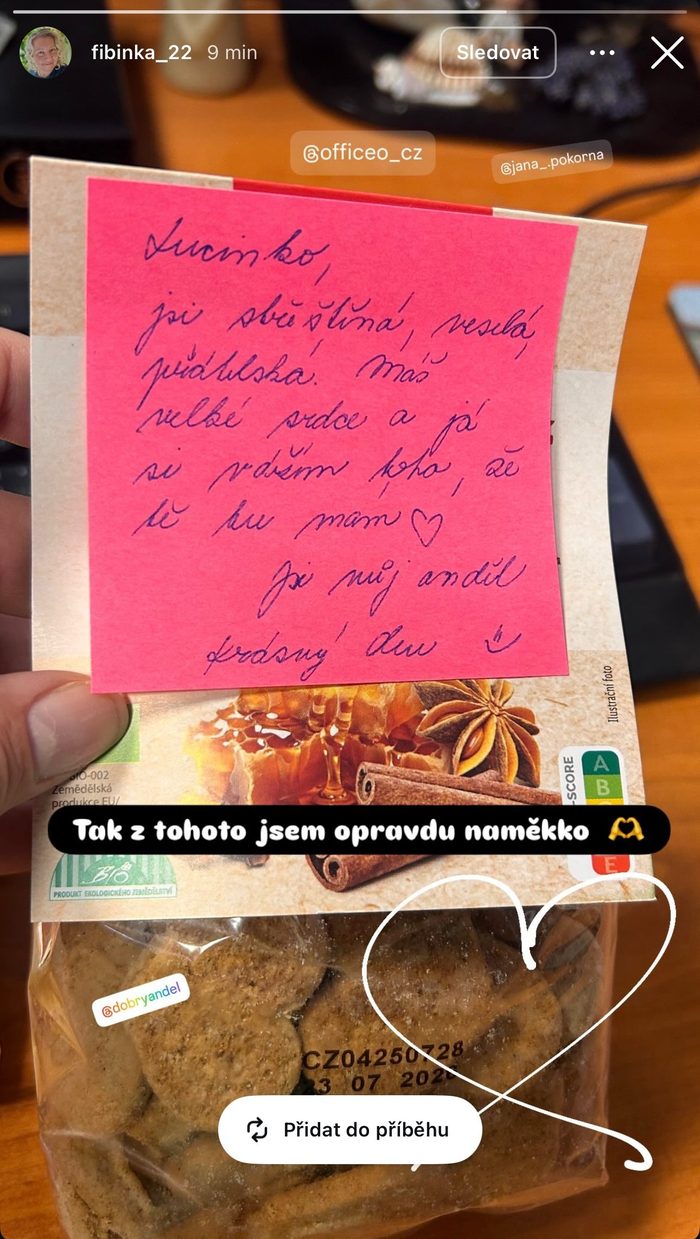 Vzkaz na post-it u sušenek — Jsi můj anděl, krásný den