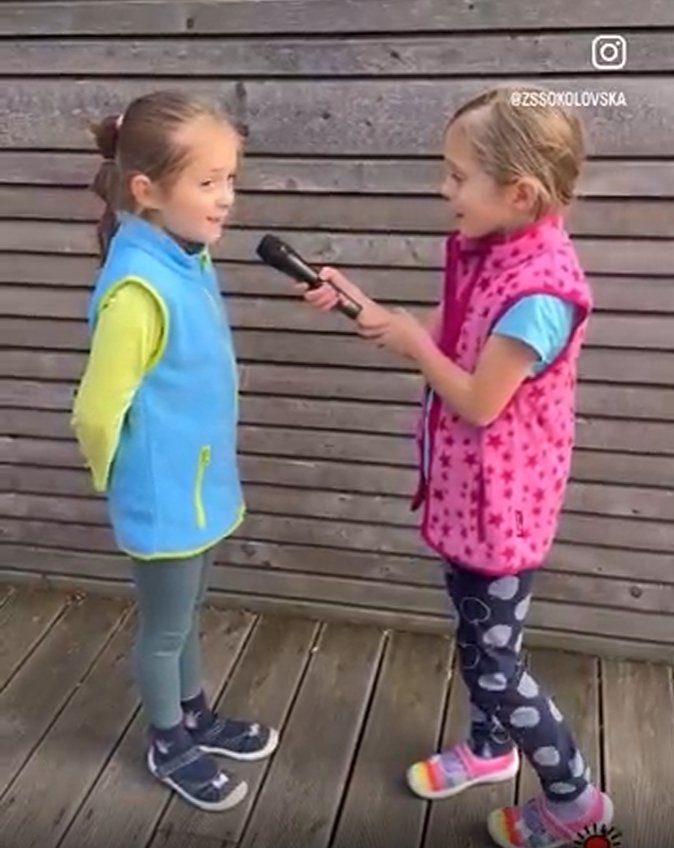 Žákyně ZŠ Sokolovská natáčí video o dobrých andělech